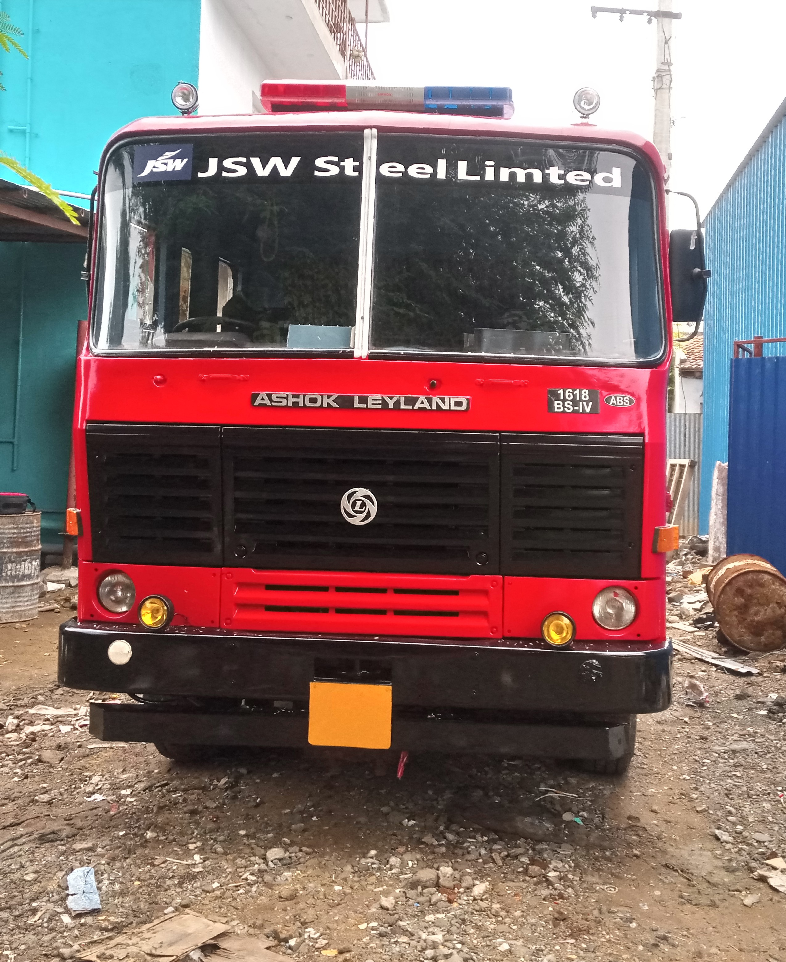 JSW fire tender
